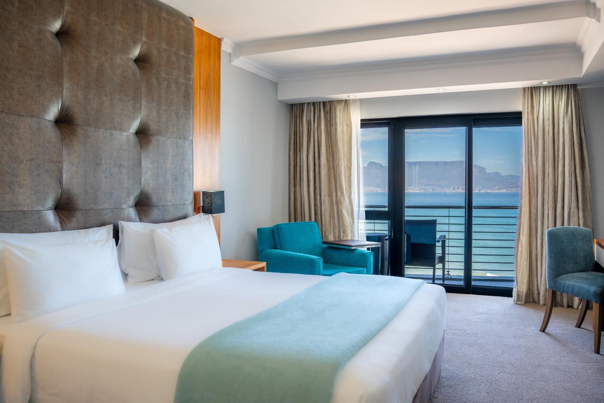 Blaauwberg Beach Hotel Bloubergstrand Exterior foto